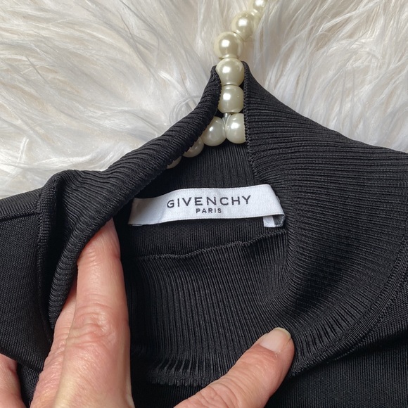 Givenchy Top - Picture 13 of 17